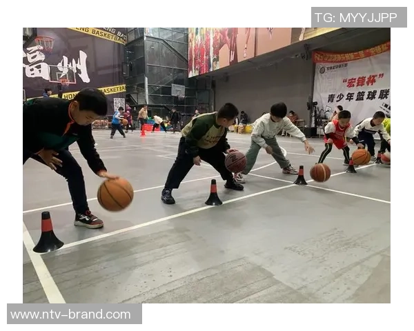 深入分析杭州篮球队中路突破战术的技巧与应用 深入分析杭州篮球队中路突破战术的技巧与应用